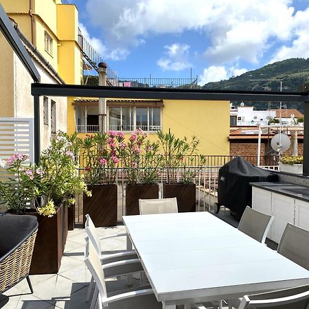 Grata Hospes Sorrento - Boutique House - Rooftop Deck - Bbq Exterior photo
